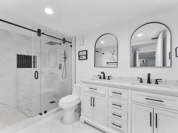 16475 Golf Club Road #207, Weston, FL 33326