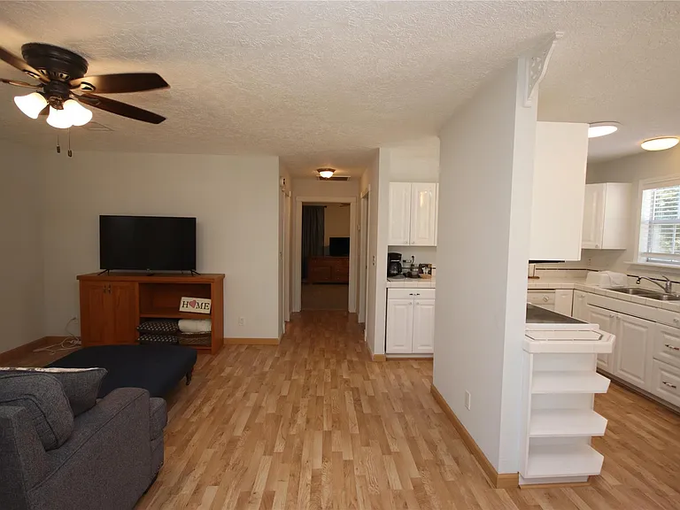 30208 E Geneva Dr — Photo 17