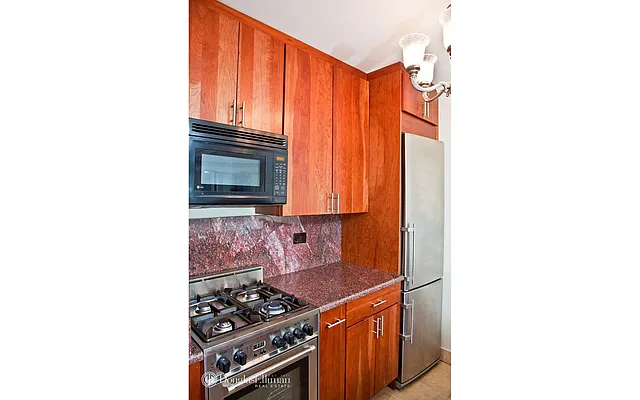 Rented by Douglas Elliman | media 24