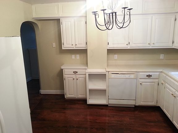 4th image of 4029 Vermont Ave NW