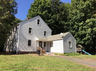 1348 Barnes Rd, Wallingford, CT 06492