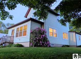 25 Monroe St, Silver Creek, NY