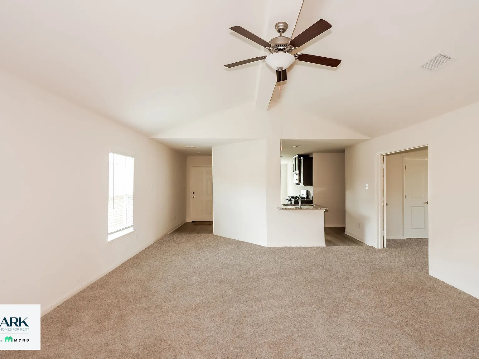 4 bed, 2.0 bath, 1787 sqft, $1,849 — Photo 4