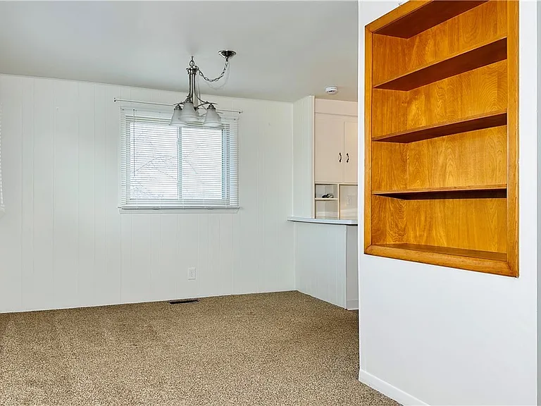 954 Brighton Rd — Photo 8