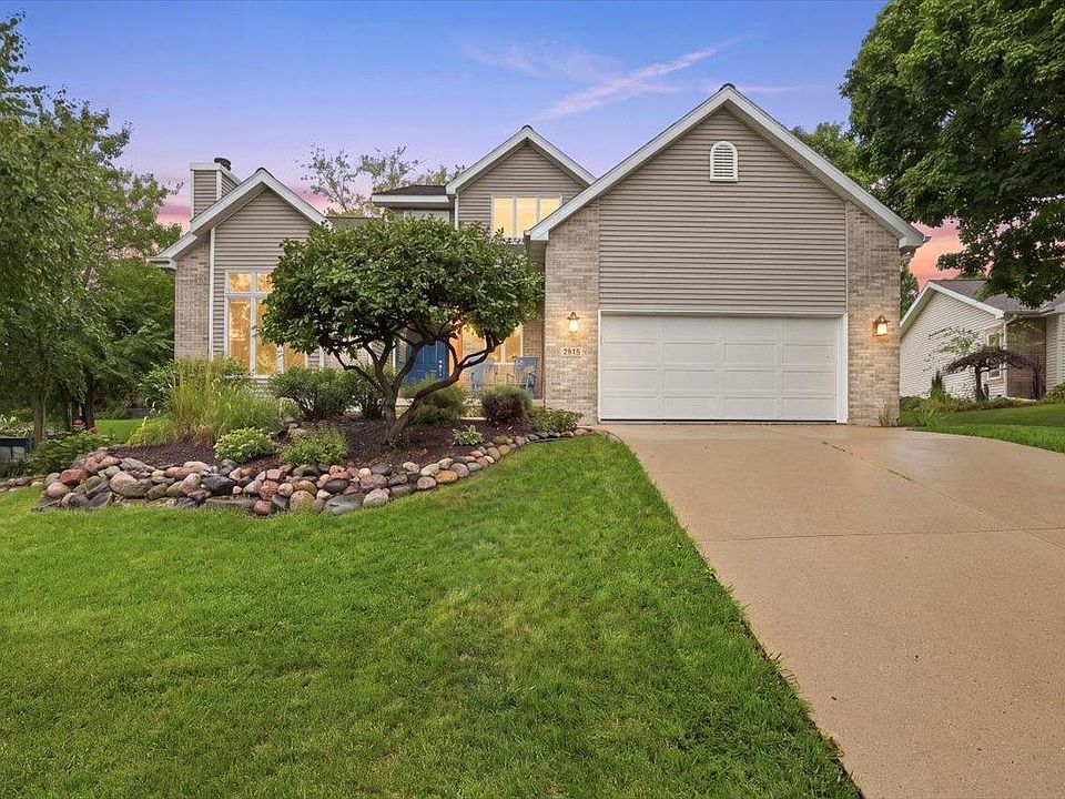 1st image of 2936 Maple Run Dr