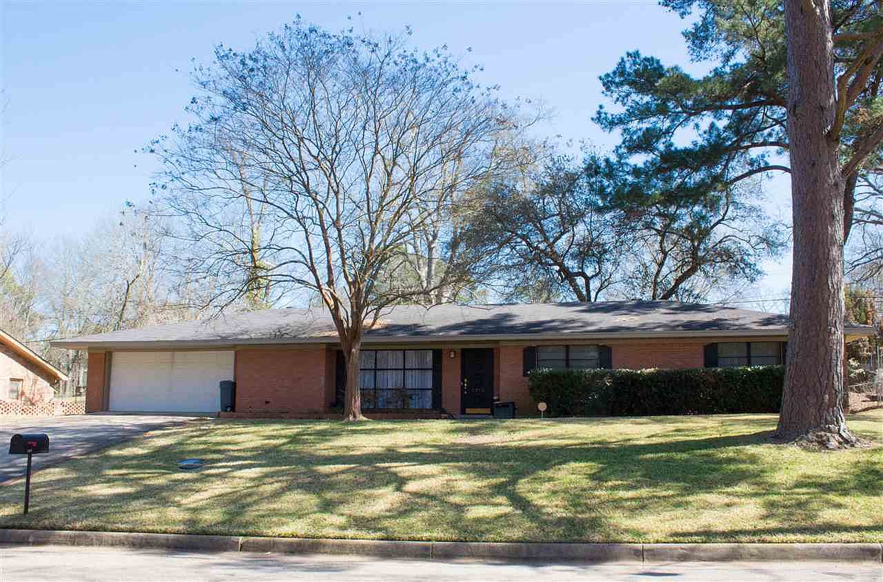 1912 Franklin Dr Longview Tx 75601 Zillow