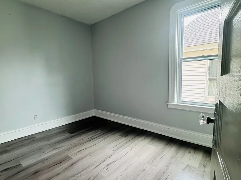 830 Main Ave — Photo 23