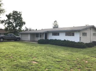 2052 Bear Valley Pkwy, Escondido, CA 92027