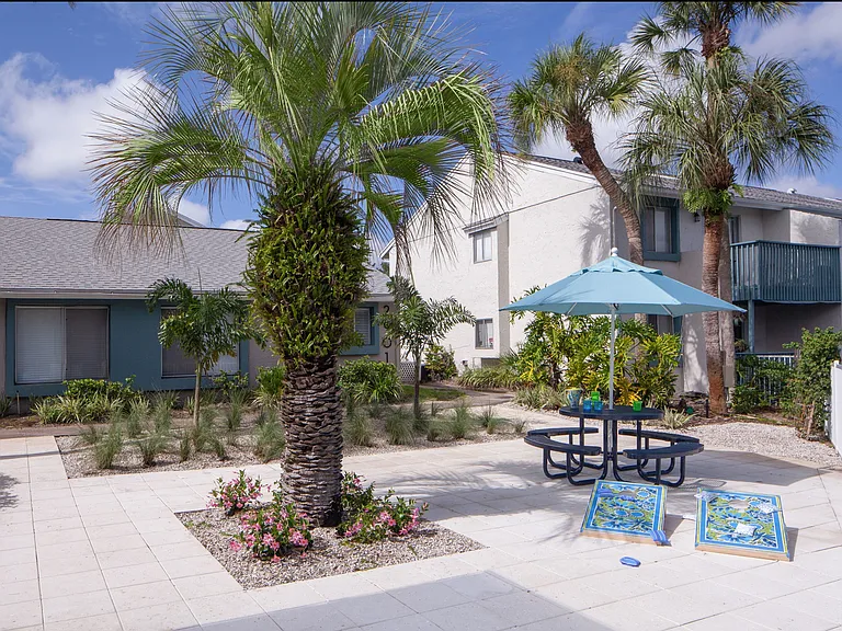 The Bahia Apartments — Photo 15