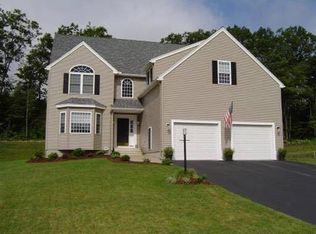 25 Susan Dr, Dudley, MA 01571