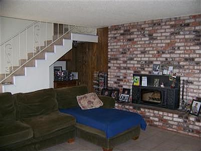 3rd image of 625 California St