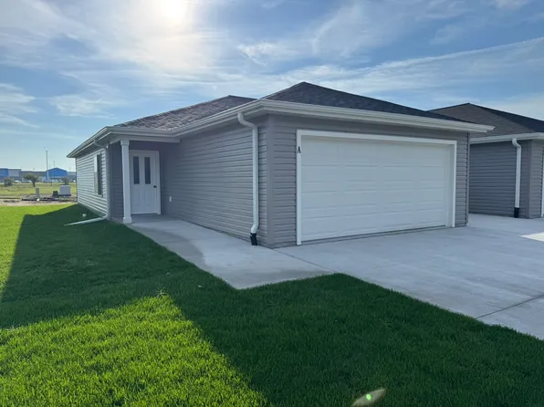 309 Knott Ave #A, Grand Island, NE 68801