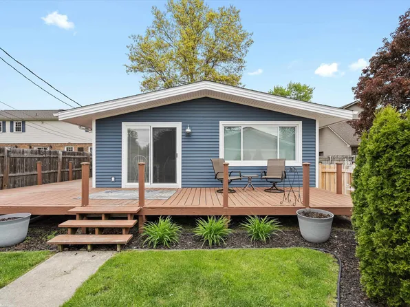 50581 Lagae St, New Baltimore, MI 48047