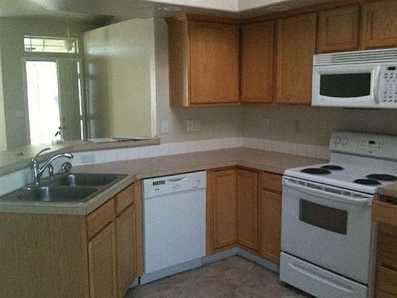 2nd image of 20192 Colebrook Ave