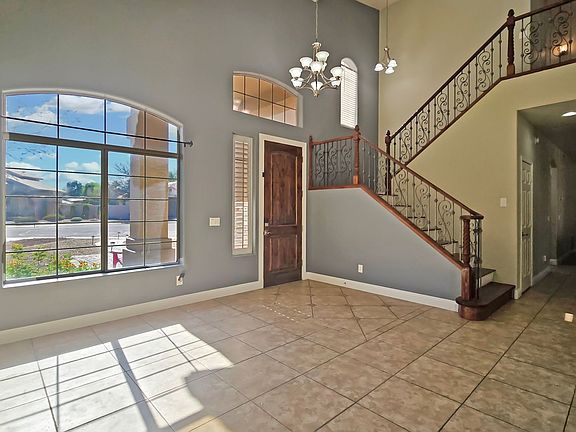 4th image of 13888 W Wilshire Dr