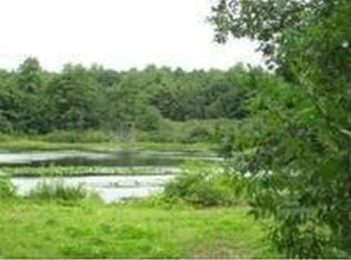 195 Woodland Rd, Hampton, NH 03842