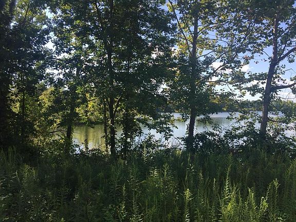 4th image of 6696 Highland Lakes Pl