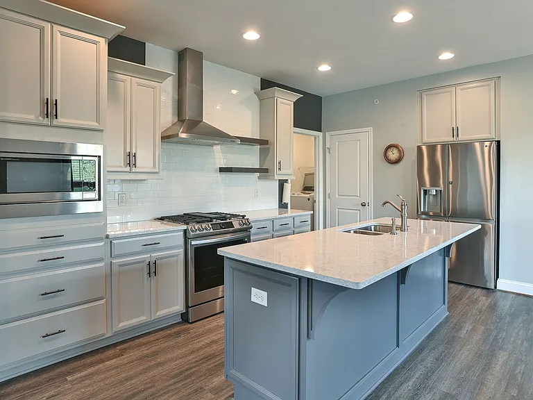 3118 Grove Ct — Photo 6
