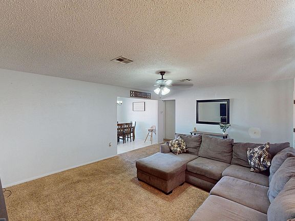 3rd image of 1401 S Tennyson Dr