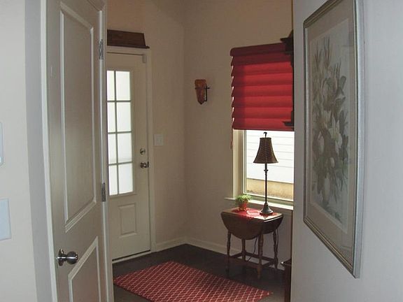 4th image of 513 Acuba Ct