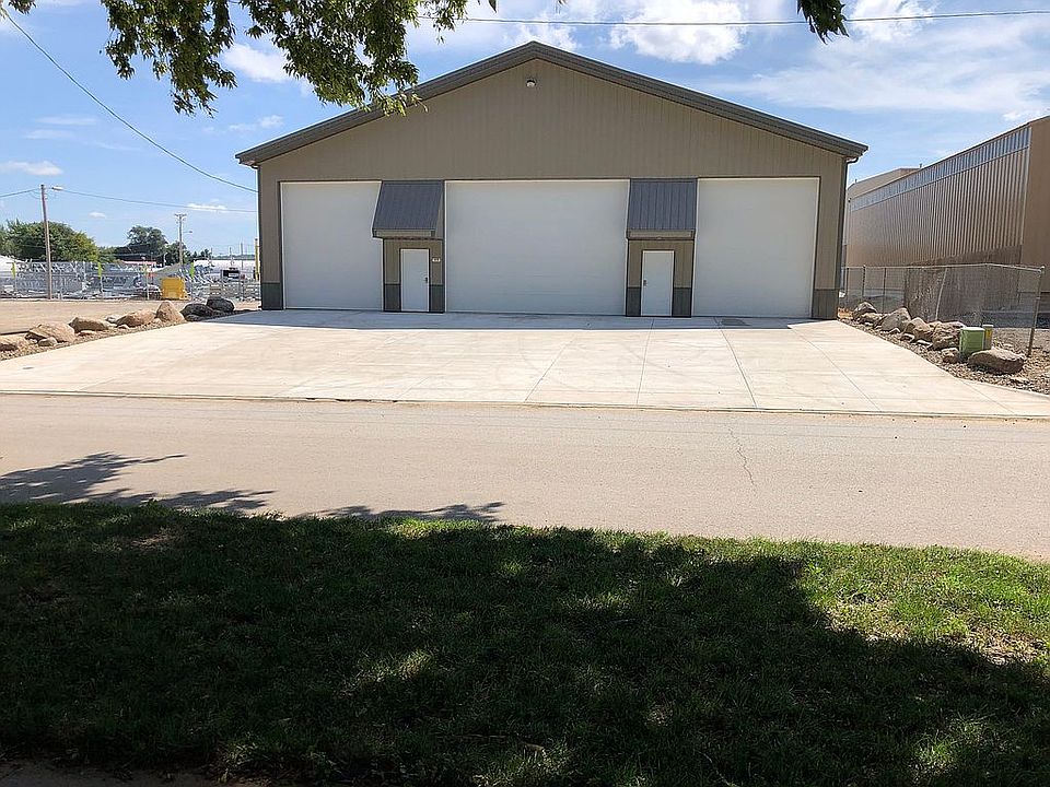 Front north side 