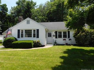 49 Briarwood Dr, Meriden, CT 06450