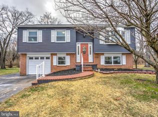 1509 Robert Rd, Lancaster, PA 17601