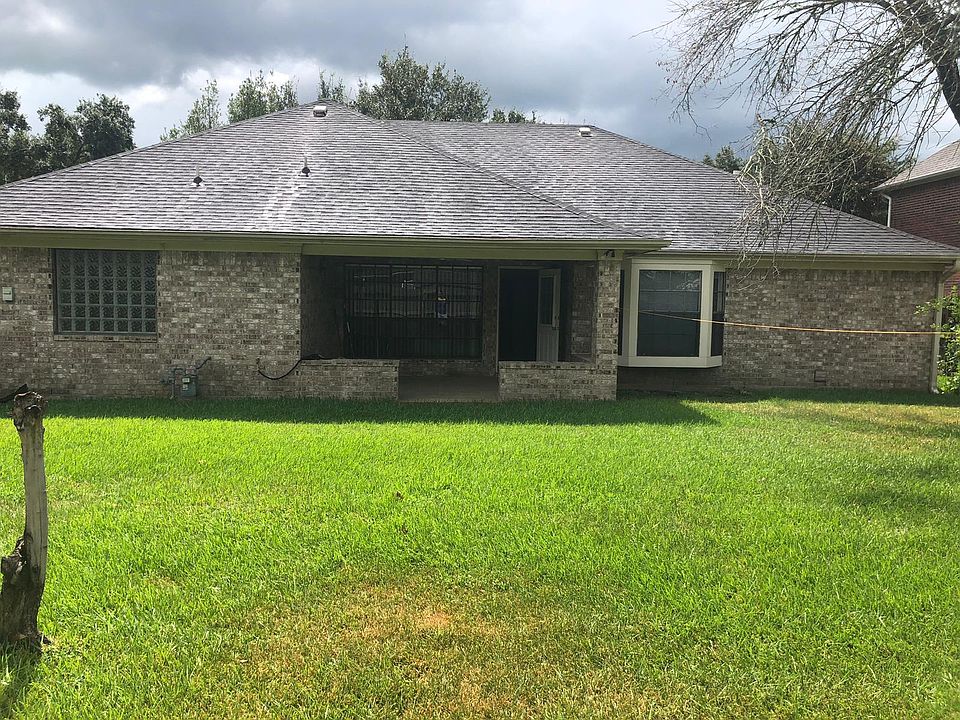 1st image of 6515 Avenel Dr