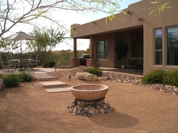 3rd image of 505 E Desert Hills Dr