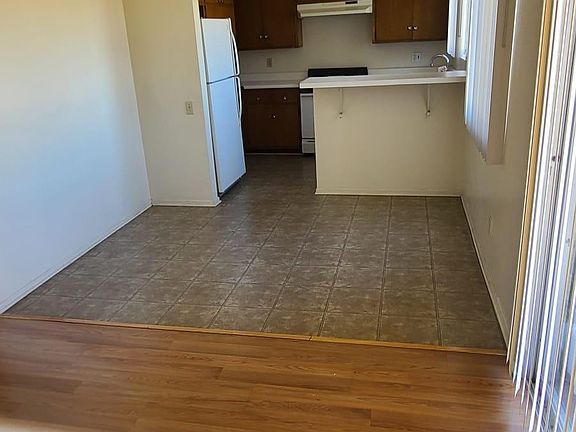5th image of 1262 Boynton St #12A