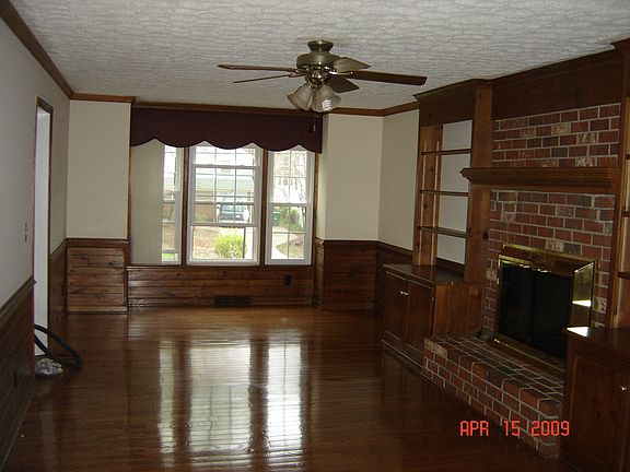 2nd image of 1113 Richmond Dr