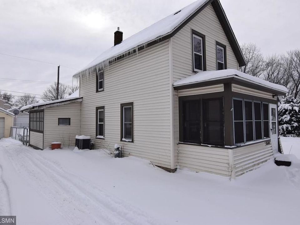1st image of 268 Haskell St E
