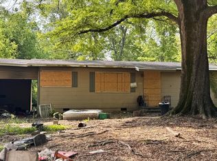 3162 Woodside Dr, Jackson, MS 39212