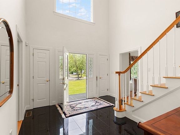 5th image of 18 Terrapin Ln