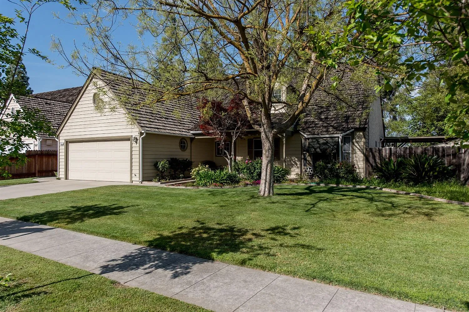 4064 W Galaxy Ave photo 1