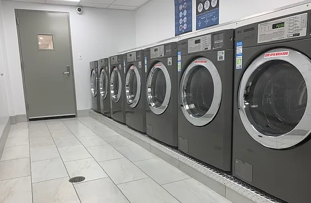 Rented by Amazon Realty Group LLC | media 11