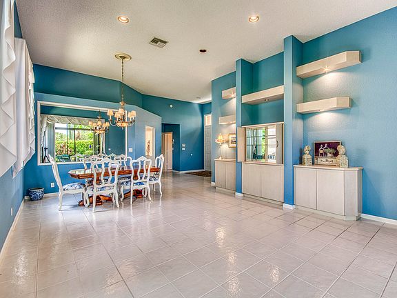 5th image of 4557 Barclay Fair Way