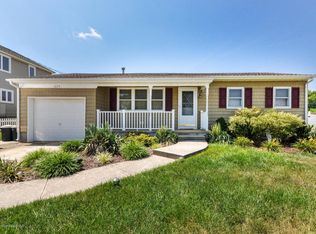 1079 Montauk Dr, Forked River, NJ 08731
