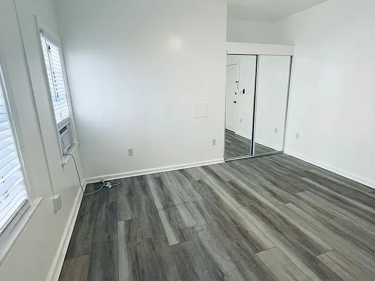 Gem Glendale — Photo 17