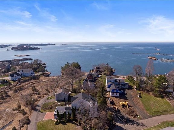 Kayaking, swimming, paddle boarding are everyday events here.