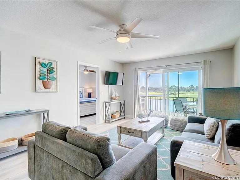 5602 NE Gulfstream Way — Photo 23