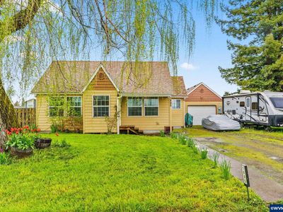 1895 Strawberry Ln, Lebanon, OR, 97355