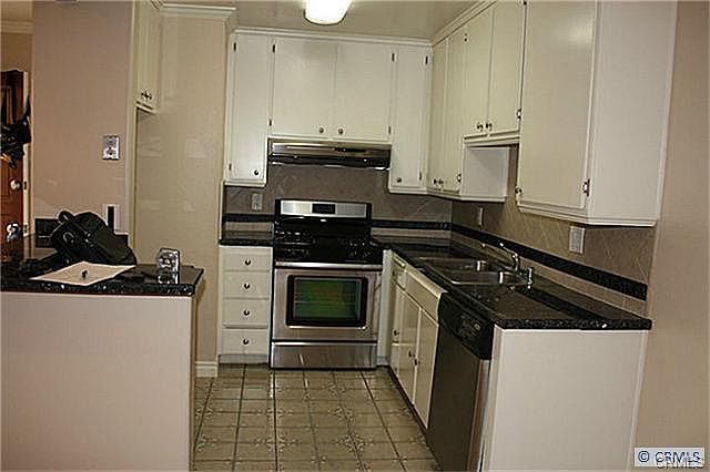 1st image of 1001 W Macarthur Blvd #1001