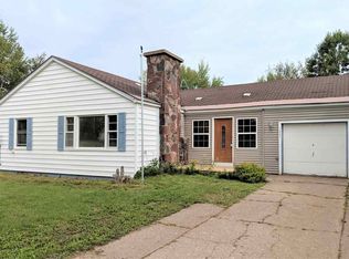 1845 N Lake Dr, Ishpeming, MI 49849