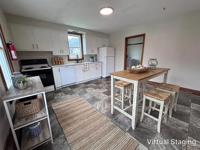 440 Spruce St #2 — Photo 4