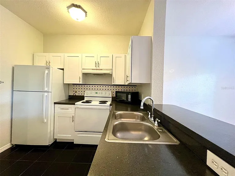 5951 Westgate Dr #1722 — Photo 5