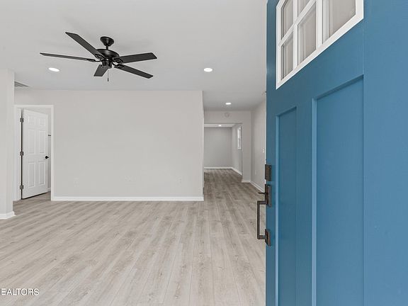3rd image of 503 Arnold St