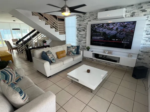 A12 Ravena, Toa Alta, PR 00953