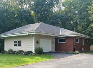 1041 Fritz Ave, Stroudsburg, PA 18360
