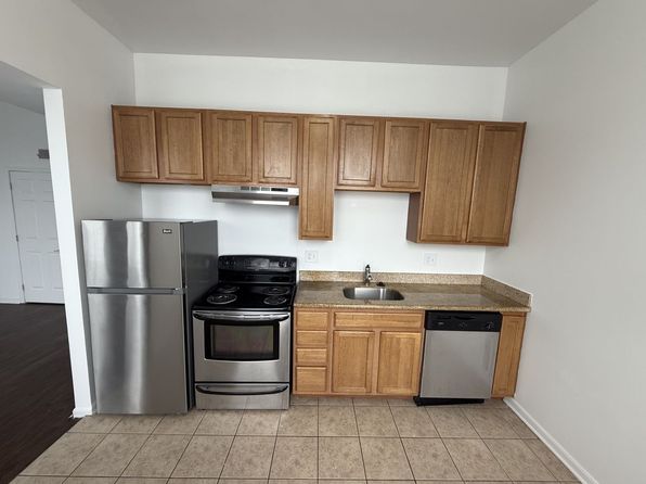 2200 Gilbert Ave #2220-01